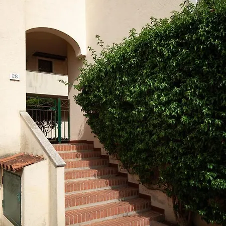 Casa Olbiamare By Wonderful Italy アパート *